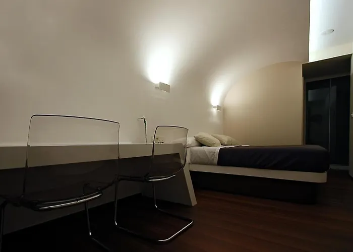 招待所 伊图里扎膳食公寓 2*