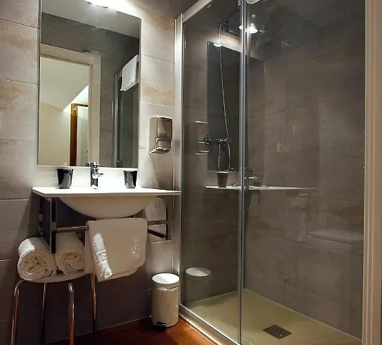 伊图里扎膳食公寓 招待所 圣塞瓦斯蒂安