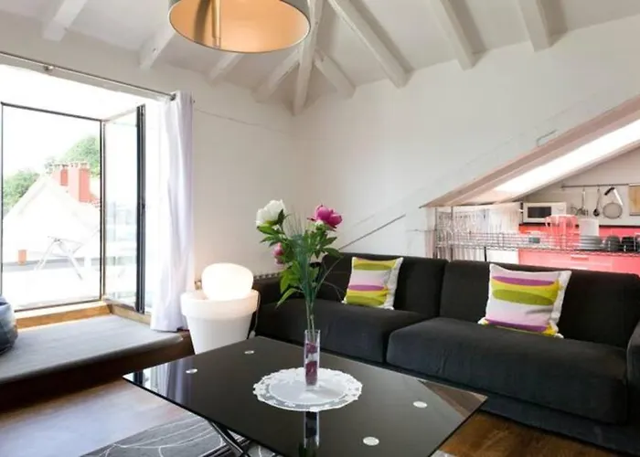 伊图里扎膳食公寓 2* 圣塞瓦斯蒂安