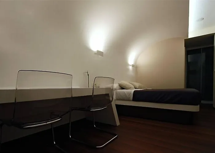 伊图里扎膳食公寓