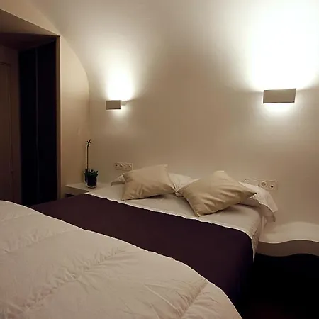 ペンション イトゥリサ 2*