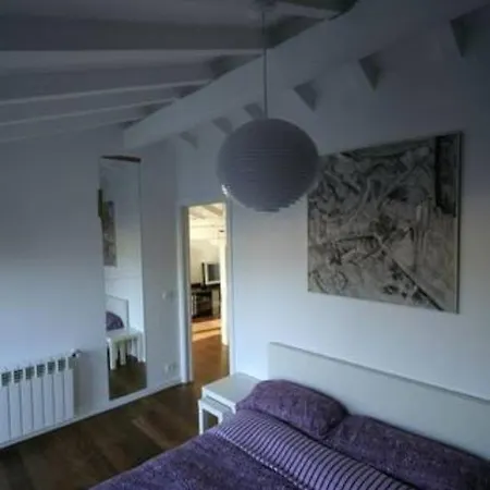 ゲストハウス ペンション イトゥリサ サン・セバスティアン