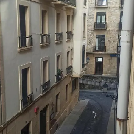 ペンション イトゥリサ 2* サン・セバスティアン