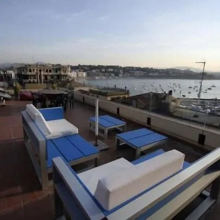 ペンション イトゥリサ ゲストハウス 2*